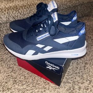 Reebok Classic Navy and White Trainers